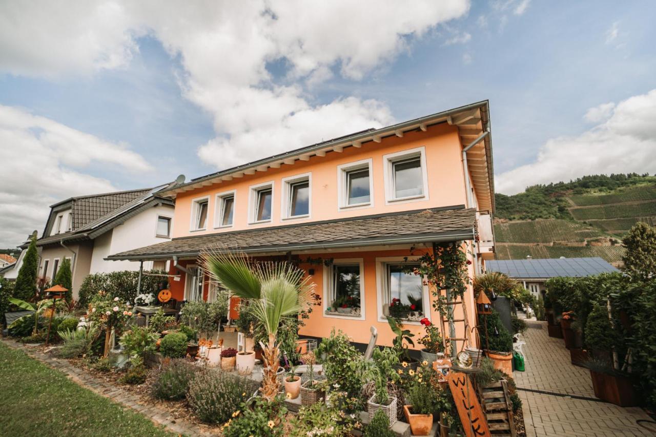 Wein- Und Gaestehaus Schwaab&Sohn Erden Exterior photo